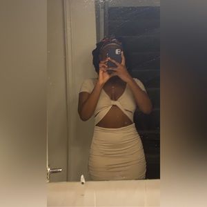 A nice bodycon body brand new never worn out I bought it 2 weeks ago